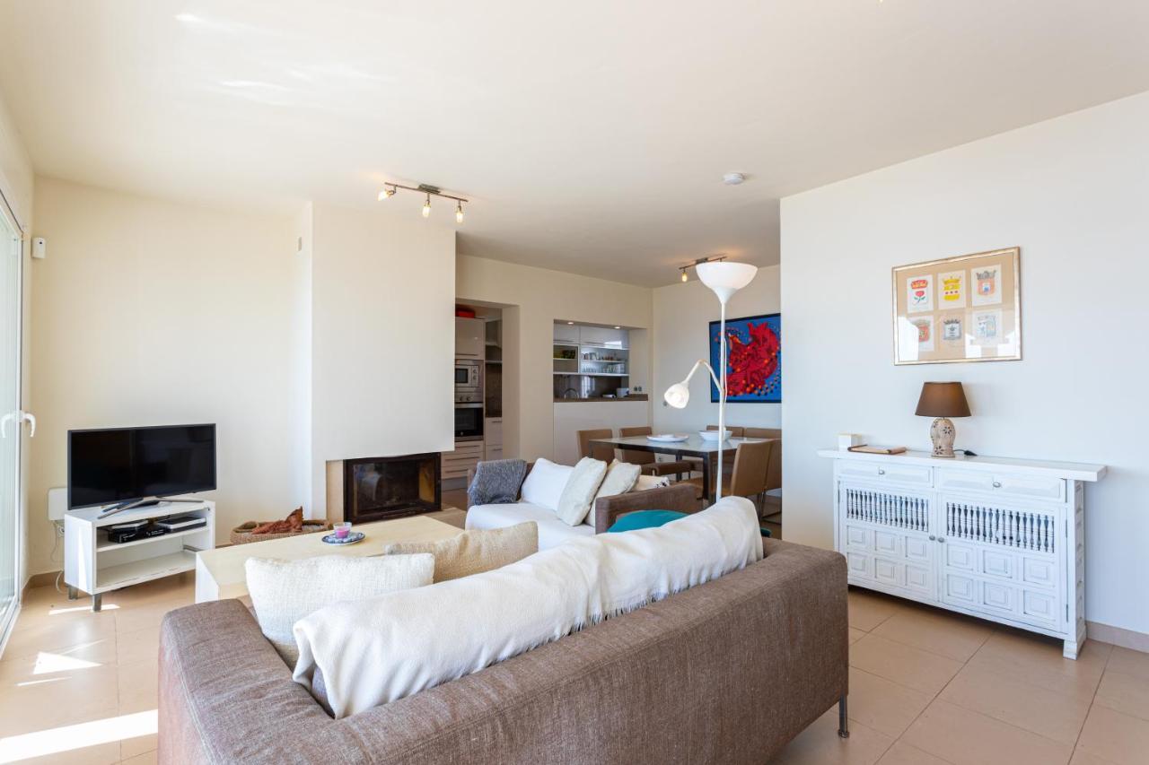 Charming Villa On The Seafront Marbella Eksteriør billede