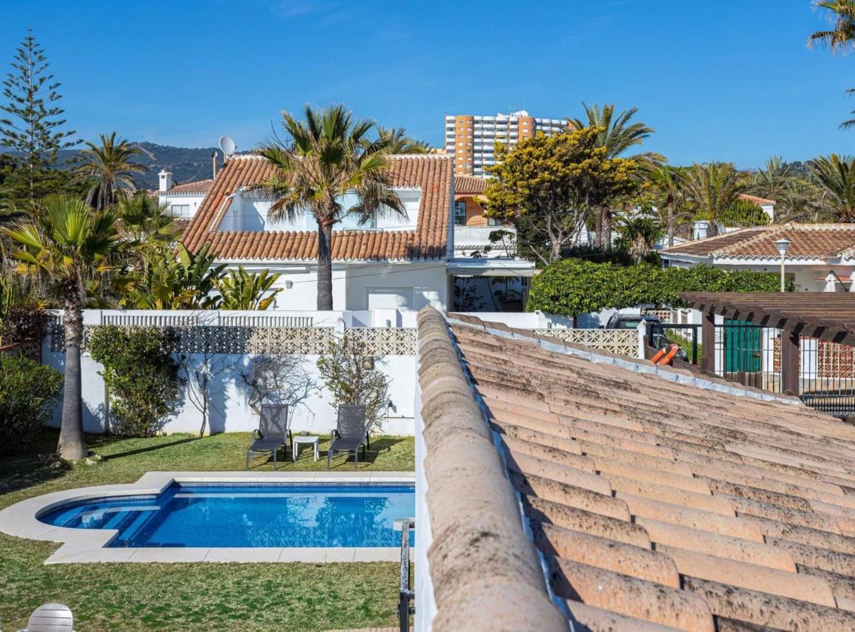 Charming Villa On The Seafront Marbella Eksteriør billede
